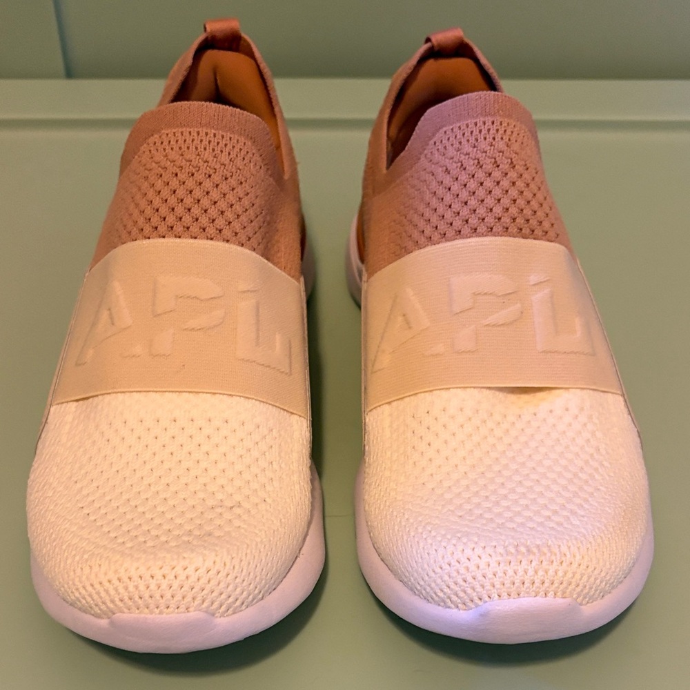APL Techloom Bliss Tan and Cream Sneakers
